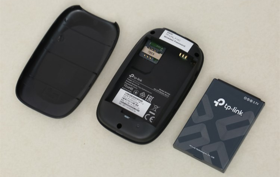 Bộ Phát Wi-Fi Di Động TP-Link M7200 | 4G LTE 150Mbps 