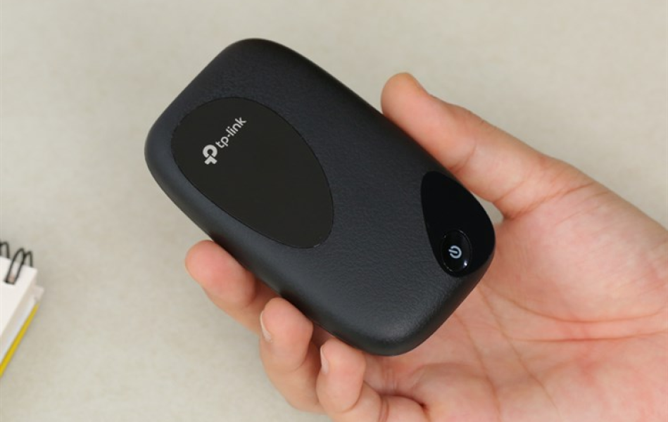Bộ Phát Wi-Fi Di Động TP-Link M7000 | 4G LTE 150Mbps 
